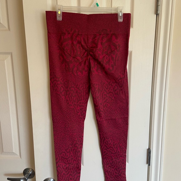 Gymshark Adapt Reef Leggings - Picture 5 of 6